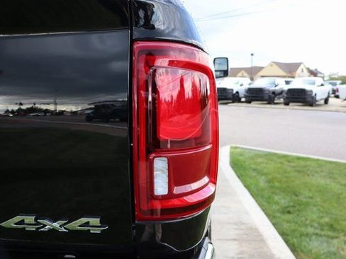 Used 2025 RAM 2500 Laramie image 41