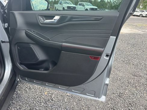Certified 2024 Ford Escape ST-Line w/ Tech Pack #1 FWD image 16