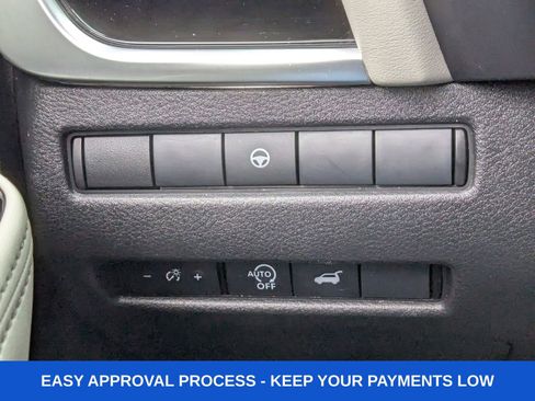 Used 2024 Nissan Rogue SL image 37