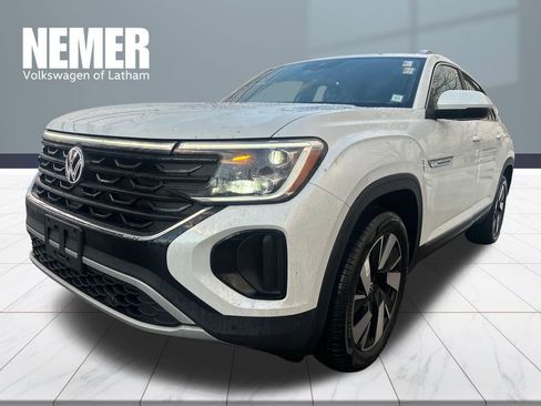 New 2026 Volkswagen Atlas Cross Sport SEL image 1
