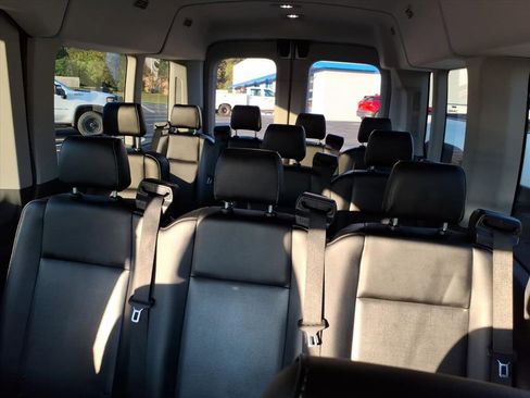 Used 2024 Ford Transit 350 XL image 13
