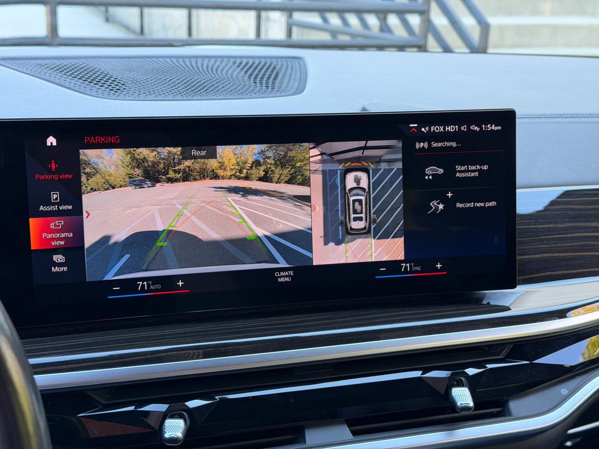 Used 2023 BMW X7 M60i AWD/4WD image 41