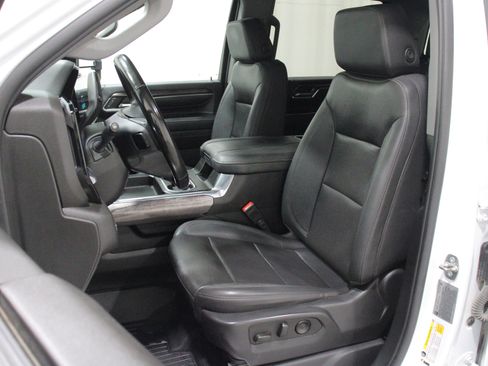 Used 2024 Chevrolet Silverado 2500 LTZ w/ LTZ Convenience Package AWD/4WD image 5