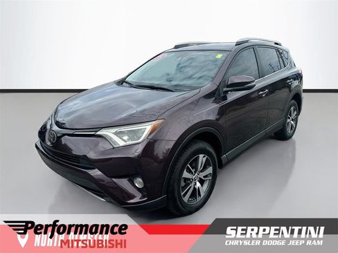 Used 2018 Toyota RAV4 XLE FWD image 1