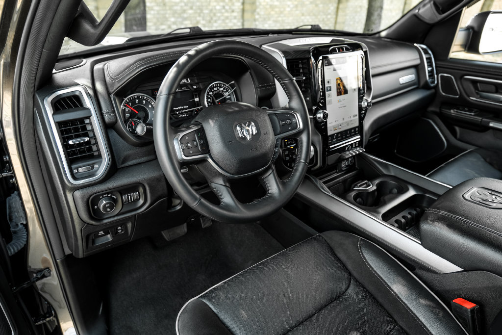 Used 2023 RAM 1500 Laramie AWD/4WD image 25