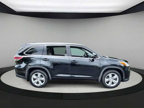 Used 2015 Toyota Highlander Limited AWD/4WD image 9