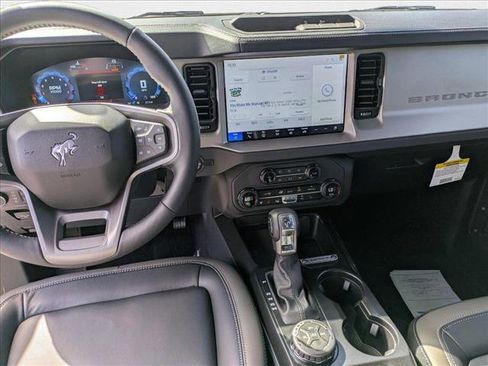 New 2025 Ford Bronco Outer Banks image 10