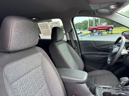 Used 2023 Chevrolet Equinox LT image 11