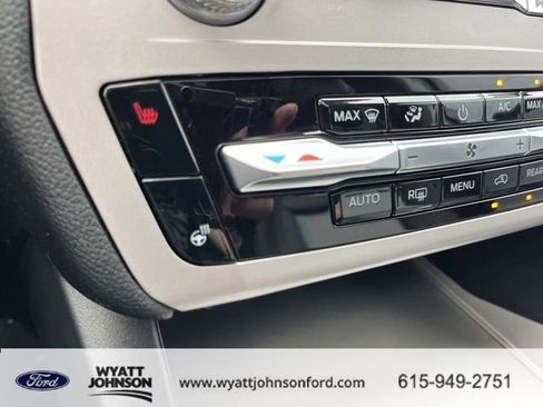 Certified 2022 Ford Explorer XLT w/ Equipment Group 202A AWD/4WD image 36