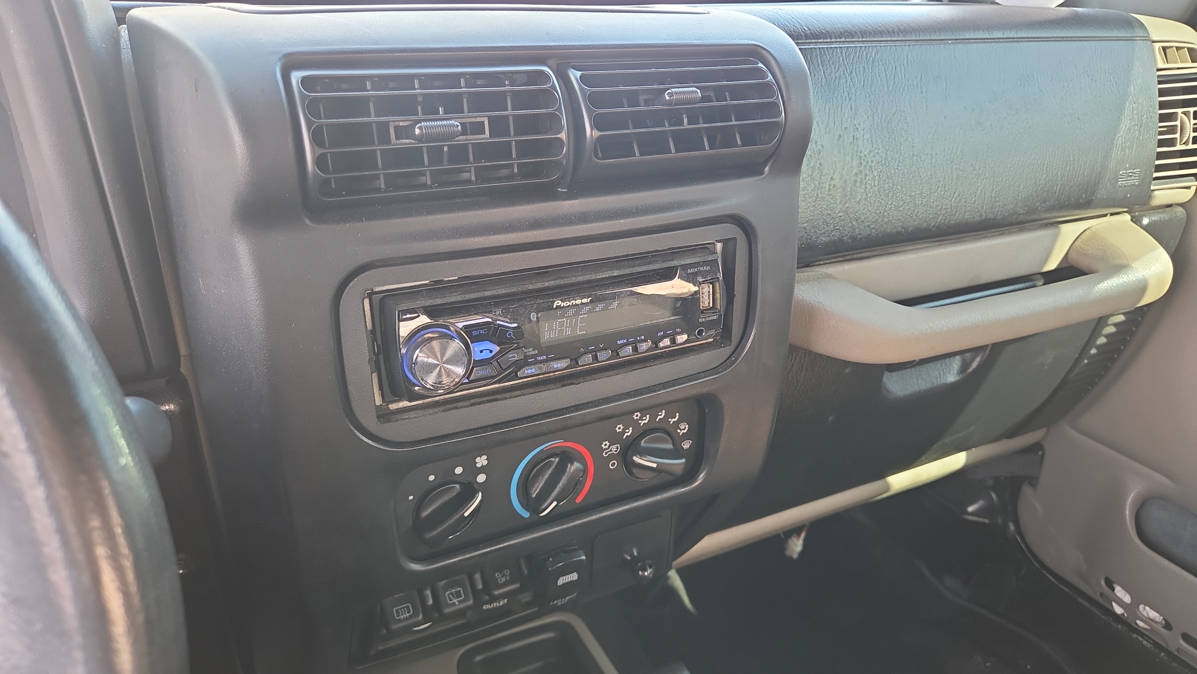 Used 2003 Jeep Wrangler Sport AWD/4WD image 18