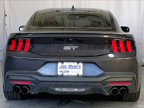 Used 2024 Ford Mustang GT Premium image 4