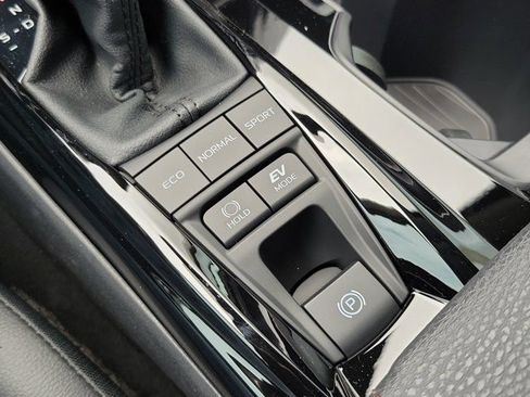 New 2026 Toyota Camry XLE AWD/4WD image 19
