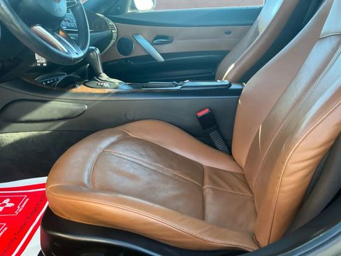 Used 2007 BMW Z4 3.0si image 9