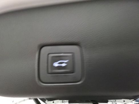 New 2025 Chevrolet TrailBlazer LT w/ Convenience Package image 27