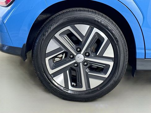 Used 2023 Hyundai Kona Limited image 33