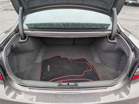 Used 2023 Dodge Charger SRT Hellcat w/ Harman/Kardon Audio Group image 15