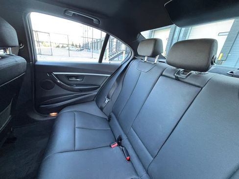 Used 2018 BMW 330i xDrive Sedan w/ Convenience Package AWD/4WD image 24