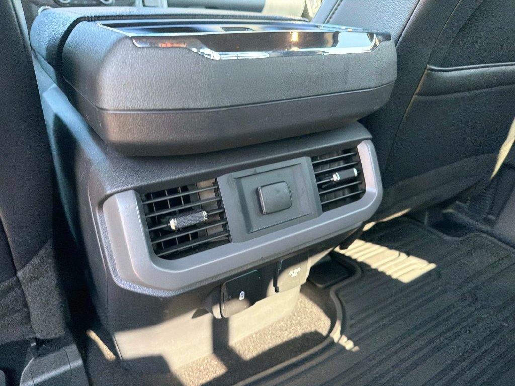 Used 2024 Ford F150 Lariat w/ Tow/Haul Package AWD/4WD image 17