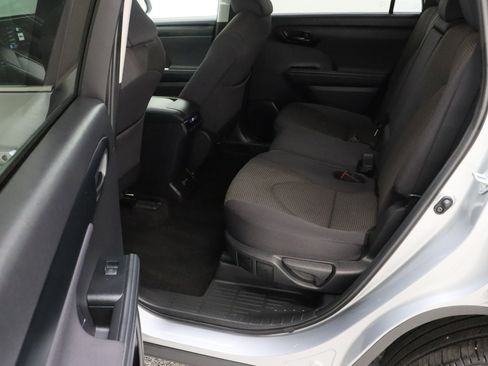 Certified 2025 Toyota Highlander LE FWD image 28
