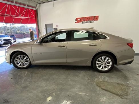 Used 2025 Chevrolet Malibu LT image 6