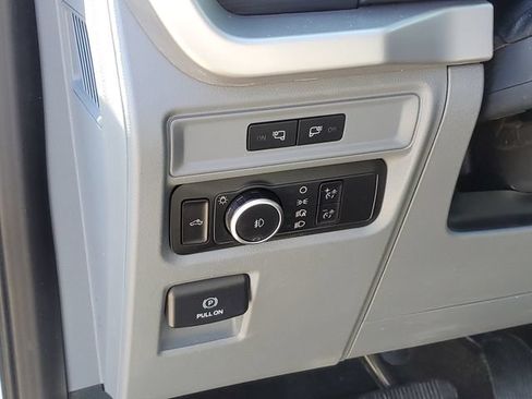 Used 2022 Ford F150 XLT w/ XTR Package AWD/4WD image 8