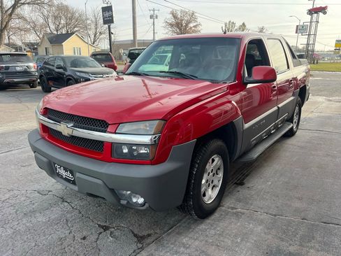 Used 2002 Chevrolet Avalanche 4x4 w/ Off-Road Suspension Pkg image 4
