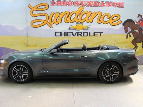 Used 2020 Ford Mustang Premium image 27