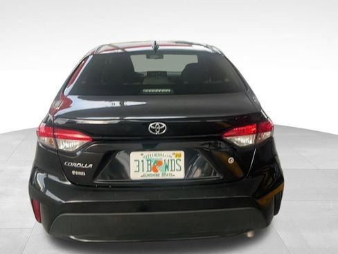 Used 2020 Toyota Corolla L FWD image 3
