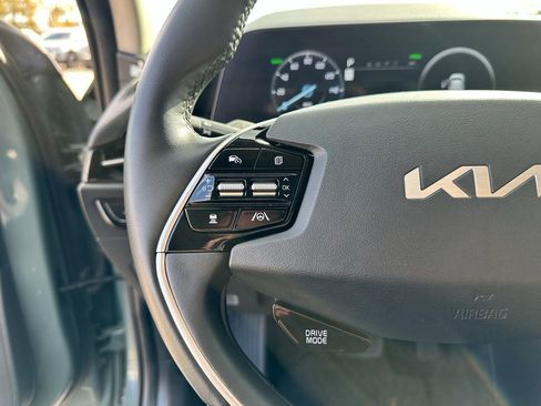 Used 2023 Kia Niro Wind image 16