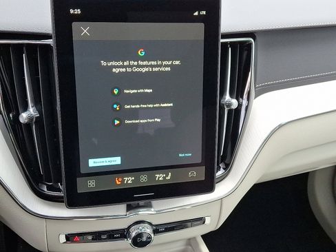 New 2026 Volvo XC60 T8 Ultra w/ Protection Package Premier image 9