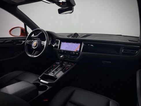 Used 2022 Porsche Macan S image 21