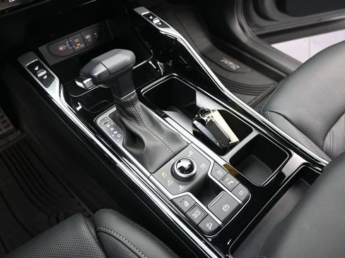Certified 2025 Kia Sorento SX Prestige AWD/4WD image 34
