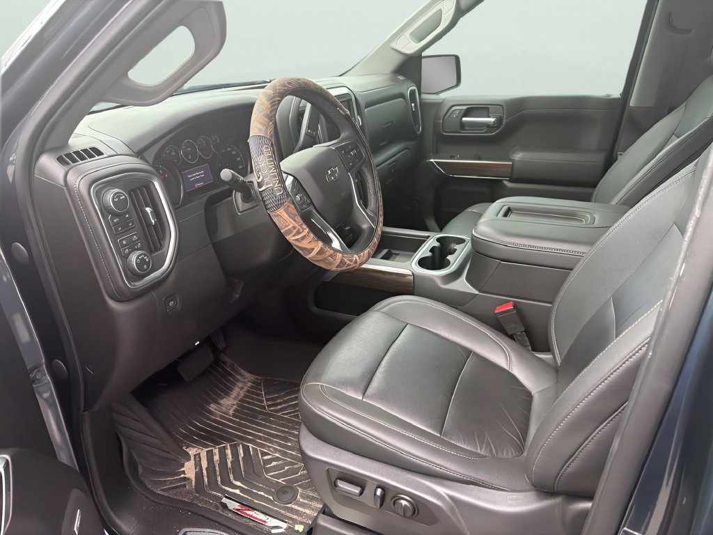 Used 2021 Chevrolet Silverado 1500 LT Trail Boss w/ Convenience Package II AWD/4WD image 7