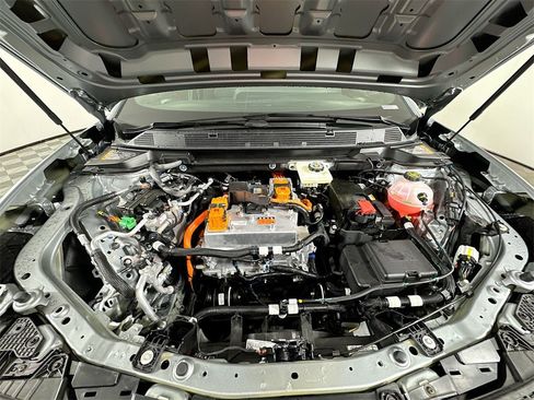 New 2025 Chevrolet Equinox EV RS image 24