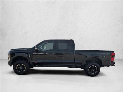 New 2026 Ford F350 Platinum w/ Tremor Off-Road Package AWD/4WD image 5