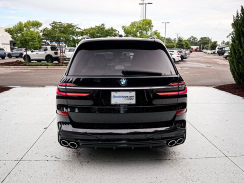 Used 2025 BMW ALPINA XB7 AWD/4WD image 9