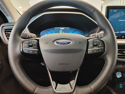 Used 2023 Ford Escape Platinum w/ Premium Technology Package AWD/4WD image 21