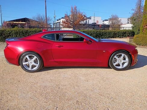 Used 2018 Chevrolet Camaro LT w/ RS Package image 17
