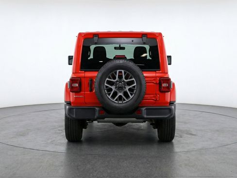 Used 2025 Jeep Wrangler Unlimited Sahara AWD/4WD image 7