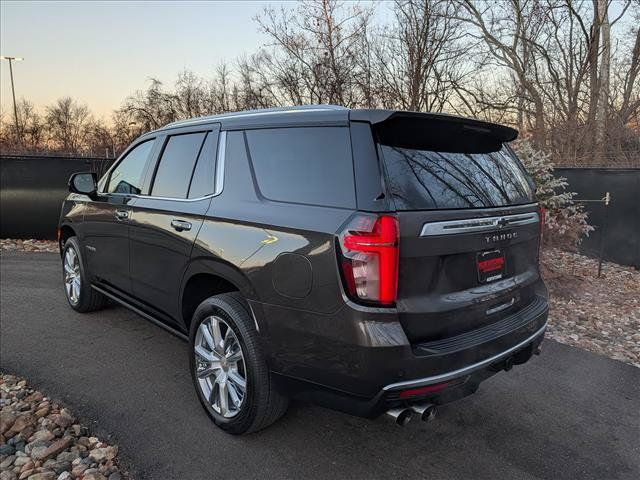 Used 2021 Chevrolet Tahoe High Country w/ Premium Package AWD/4WD image 3