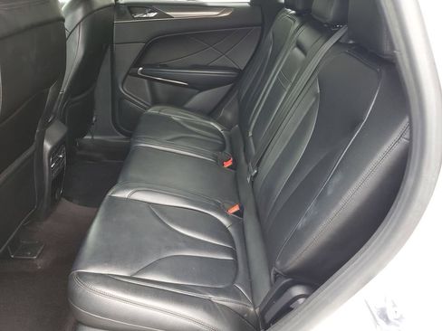 Used 2018 Lincoln MKC Premiere image 11