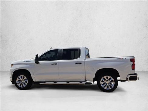 Used 2020 Chevrolet Silverado 1500 Custom w/ Custom Max Trailering Package AWD/4WD image 8