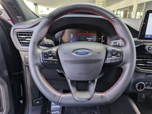 Used 2025 Ford Escape ST-Line image 21