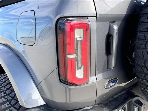 Used 2023 Ford Bronco Outer Banks image 35