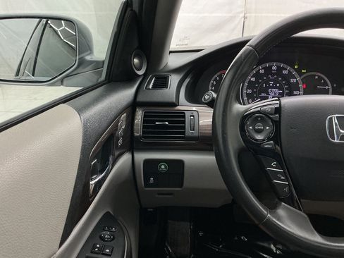 Used 2016 Honda Accord EX-L image 33