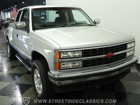 Used 1992 Chevrolet Silverado 1500 4x4 Extended Cab image 14