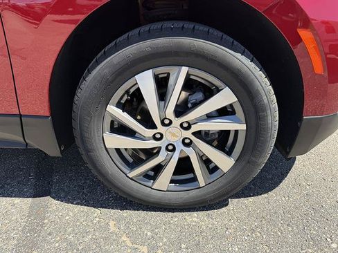 Used 2024 Chevrolet Equinox Premier AWD/4WD image 10