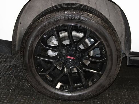 Used 2024 GMC Yukon XL Denali w/ Denali Reserve Package image 42