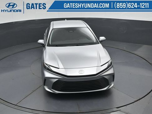 Used 2025 Toyota Camry LE FWD image 48