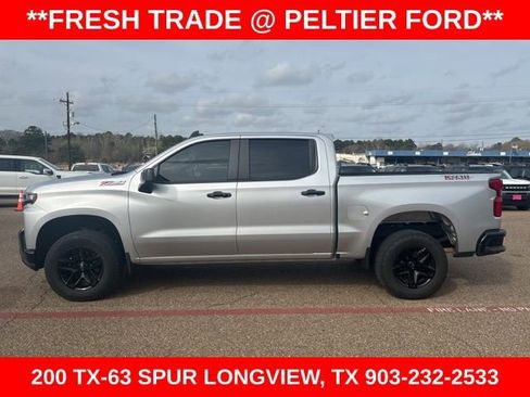 Used 2021 Chevrolet Silverado 1500 LT Trail Boss w/ LPO, Dark Essentials Package image 5